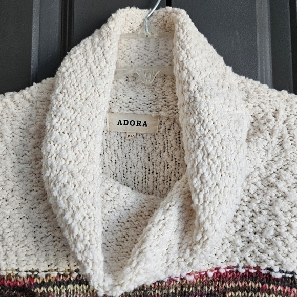 Adora embroidered textured cowlneck sweater Sz S/M - Picture 4 of 9